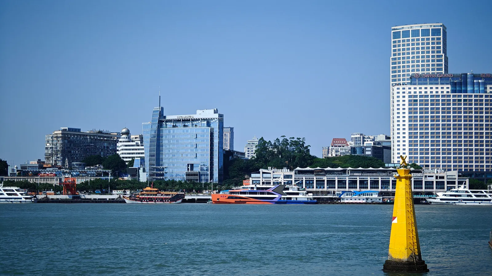 在岛上看到的第一码头