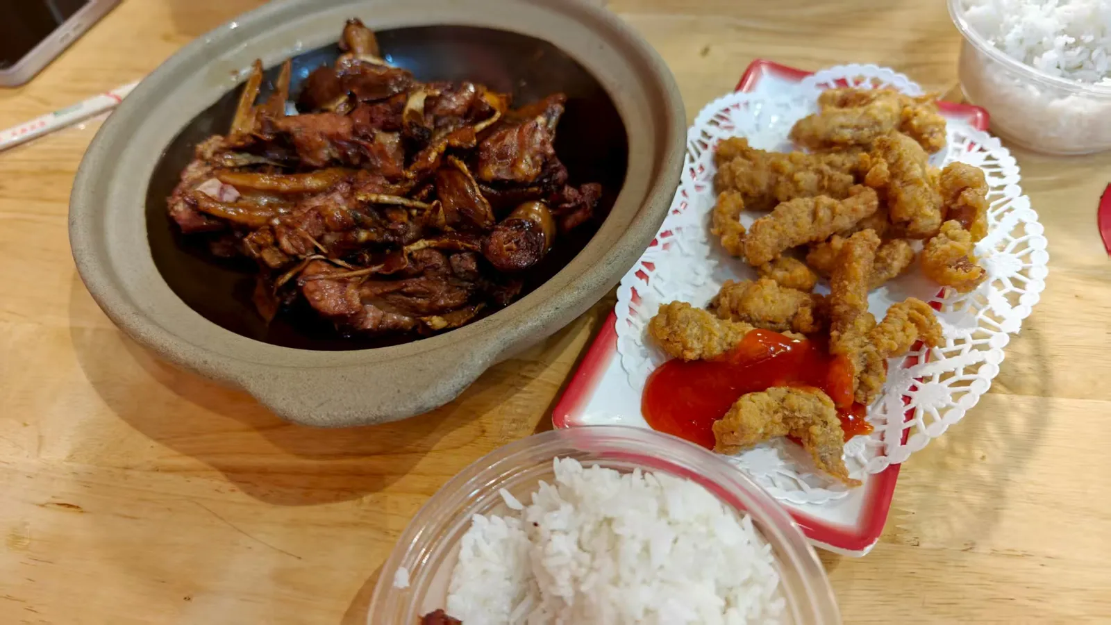 特色菜：姜母鸭