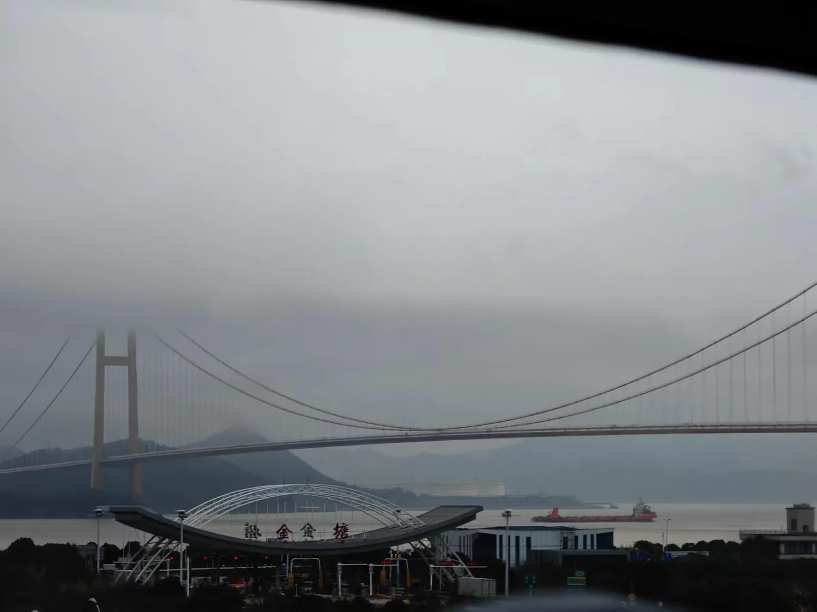 宁波到舟山朱家尖的大巴路上