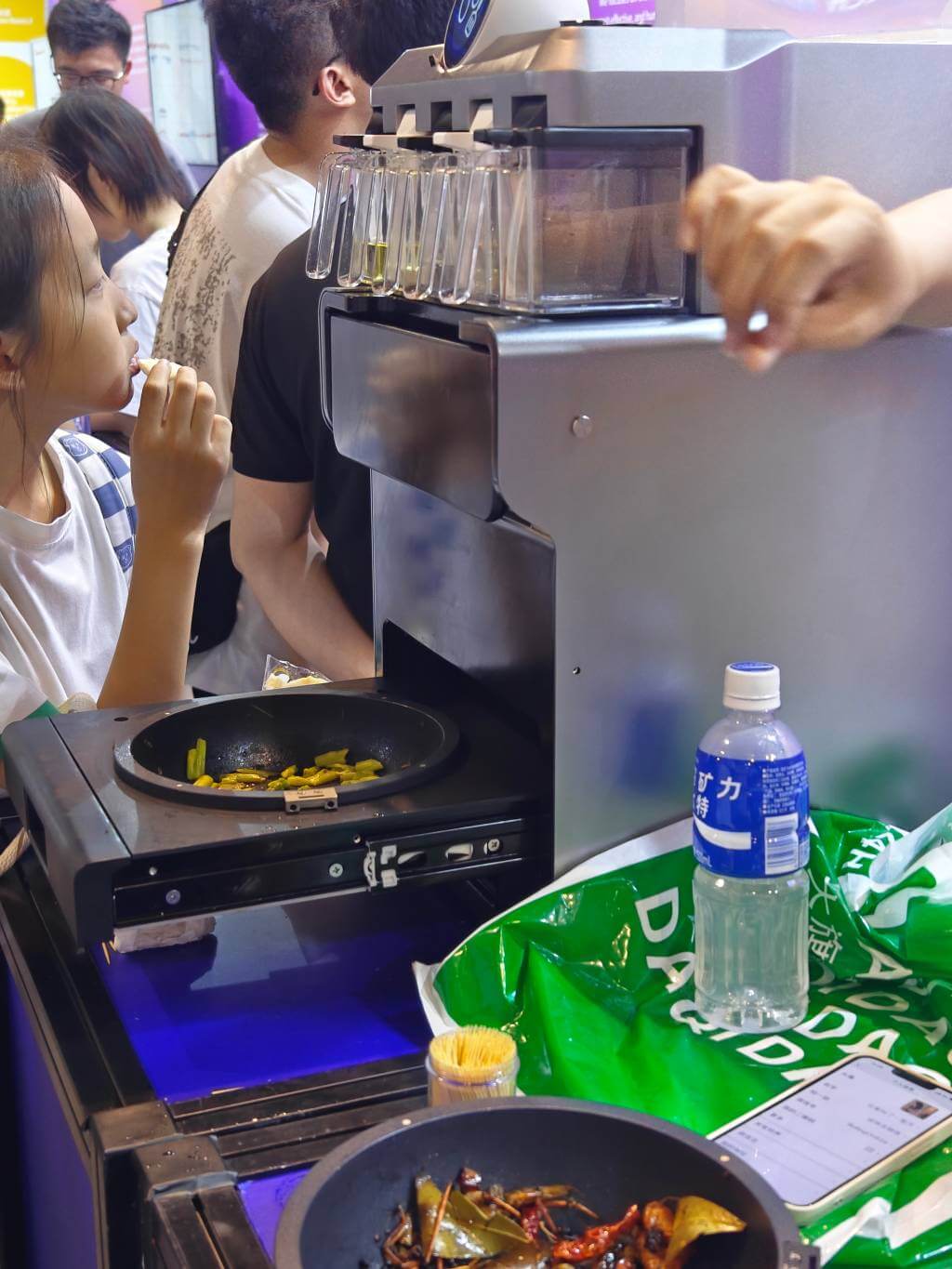 NONO无人灶（现场售价4000 定金2000 年底可发货）